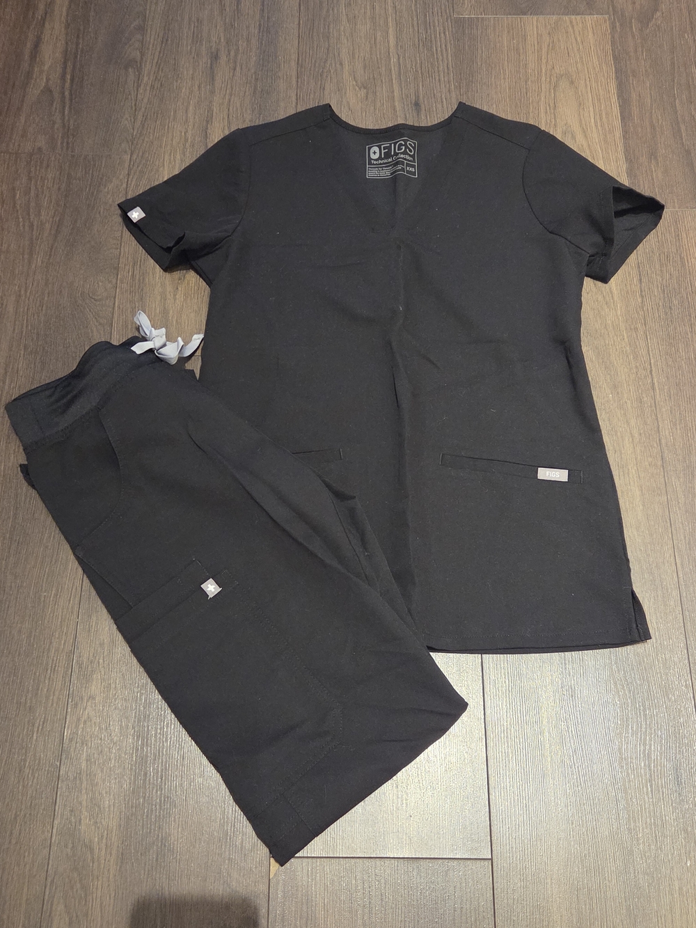 FIGS scrub set Black XXS Kade Pants Casma Top
